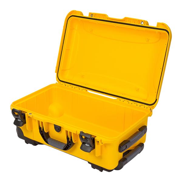 Model 935 Wheeled Case Yellow